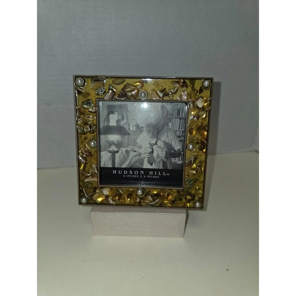 Hudson Hill 4x4 picture frame iridescent abalone‎ shells pearls